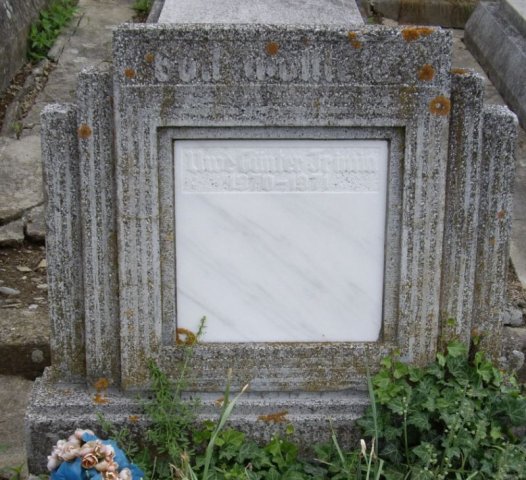 Irimia Uwe 1970-1971 Grabstein